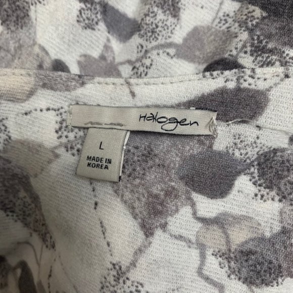 Halogen Gray & White Sleeveless Blouse - Picture 9 of 9